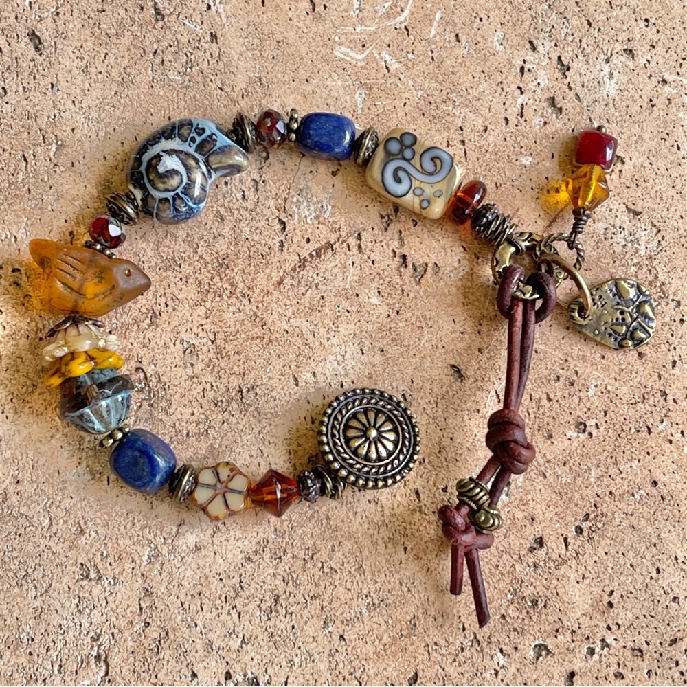 ARTISAN Bracelet “Woodland Delight” - Picture 6 of 12